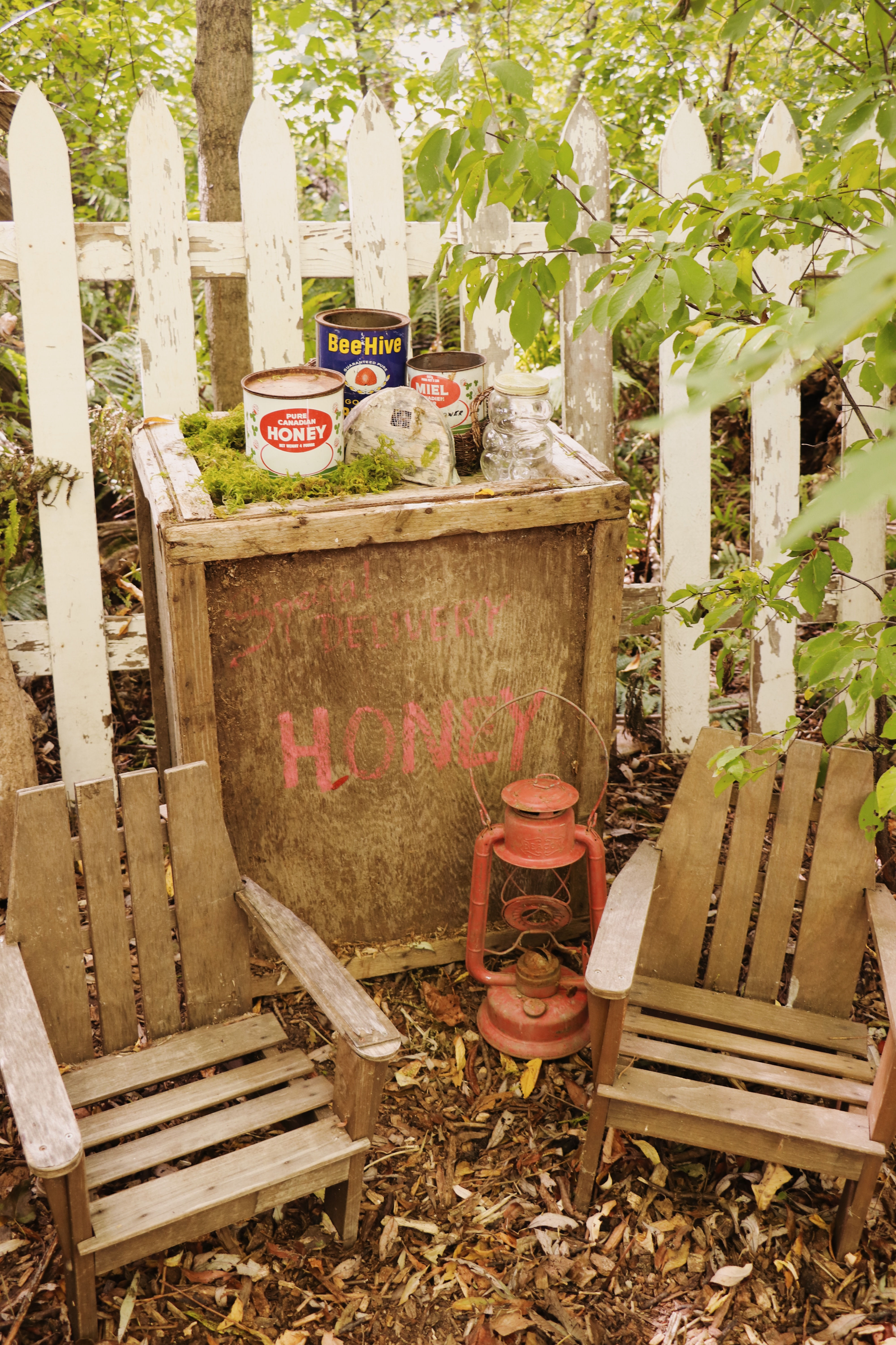 8 x 10 ◦ Sweet as Honey