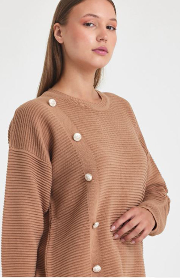 Küçük resim: Düğmeli Triko Kazak- Standart Beden (S,M,L,XL Bedenler)