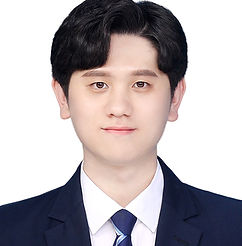 신동휘_edited.jpg