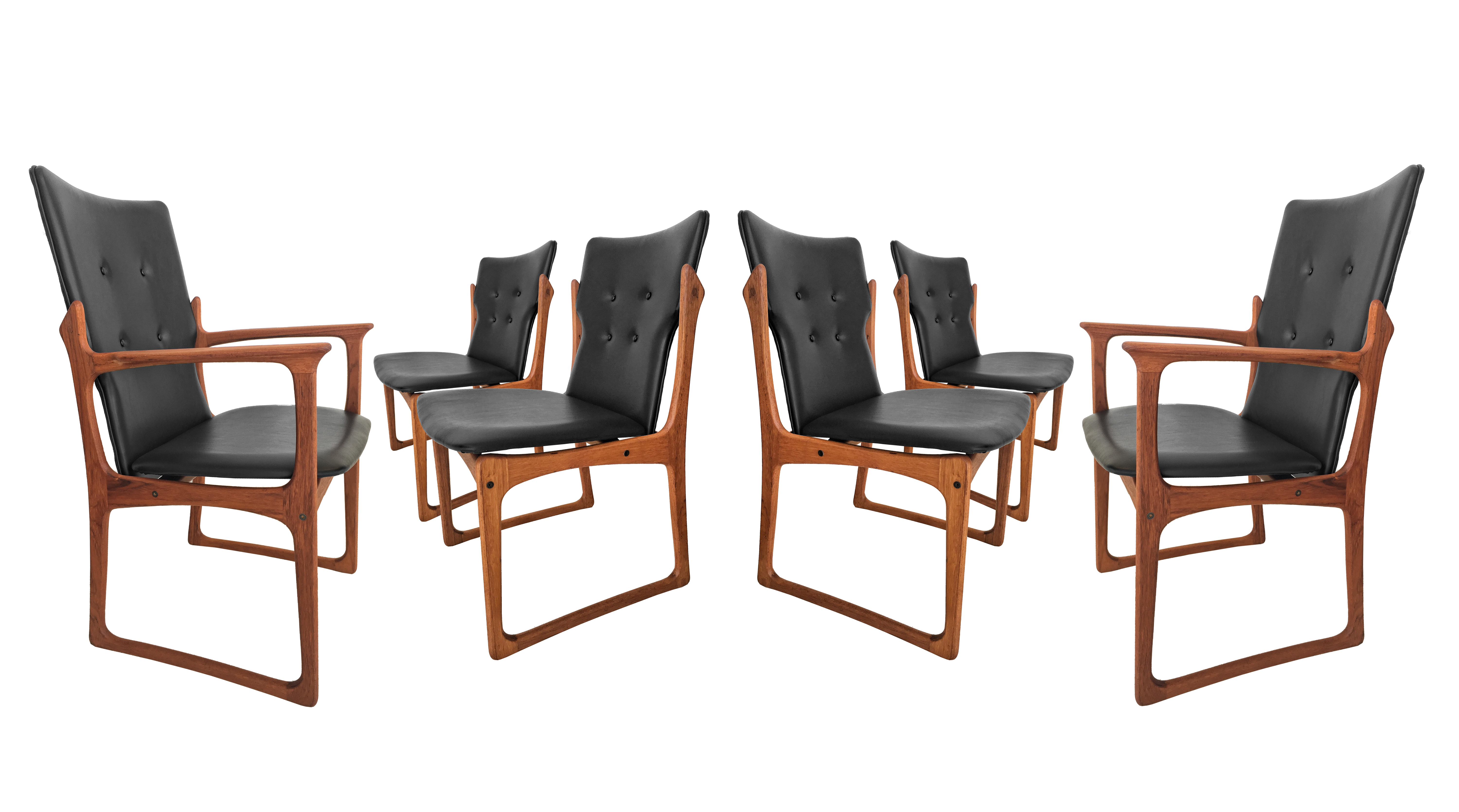 6 chaises en teck 60's (dont 2 capitaines à haut dossier)