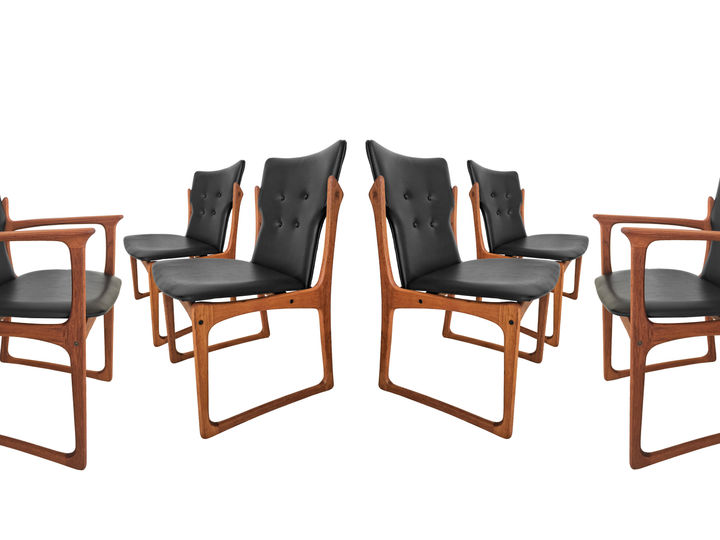 6 chaises en teck 60's (dont 2 capitaines à haut dossier)
