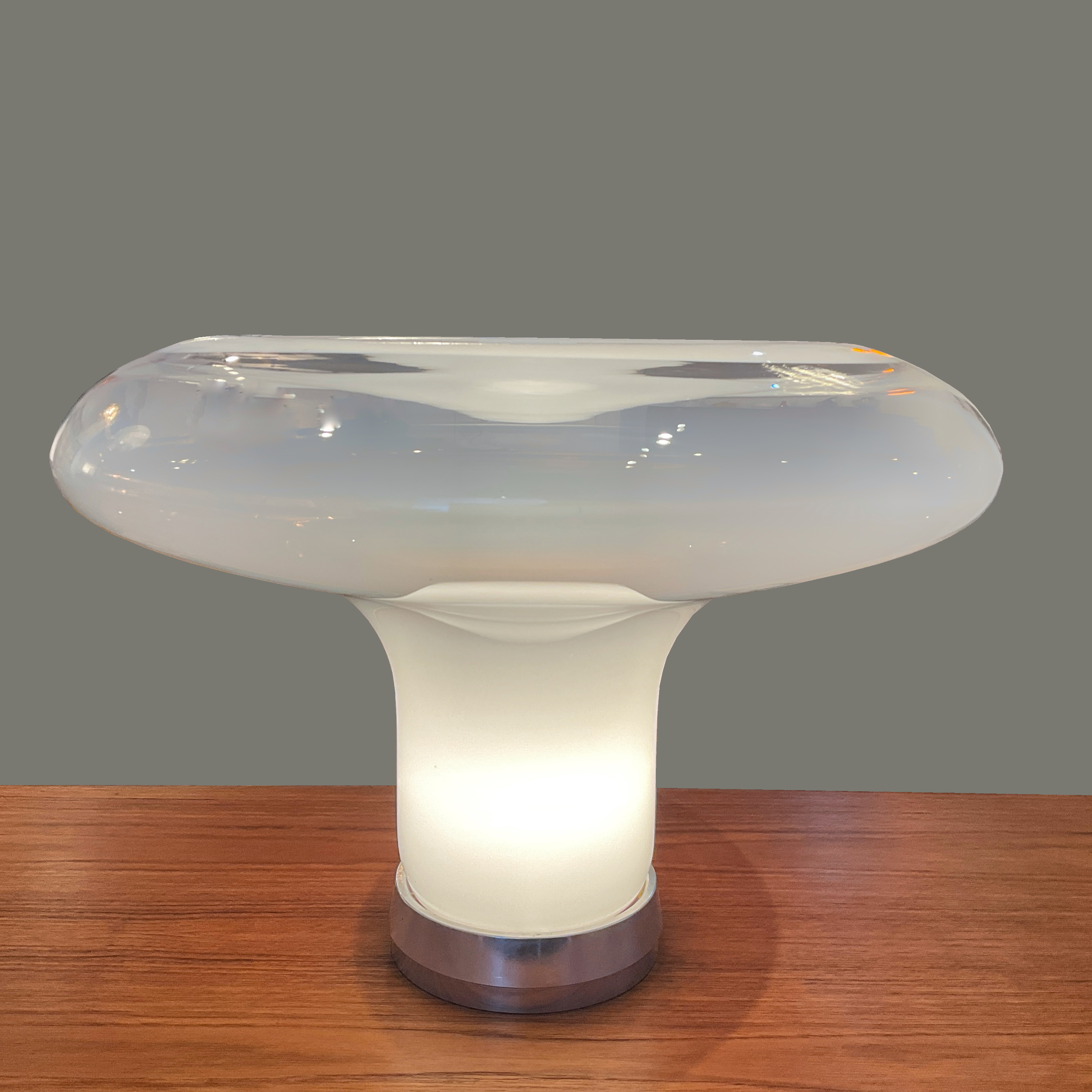 Lampe en verre, Design 1967 Modèle "lesbo" par Angelo Mangiarotti