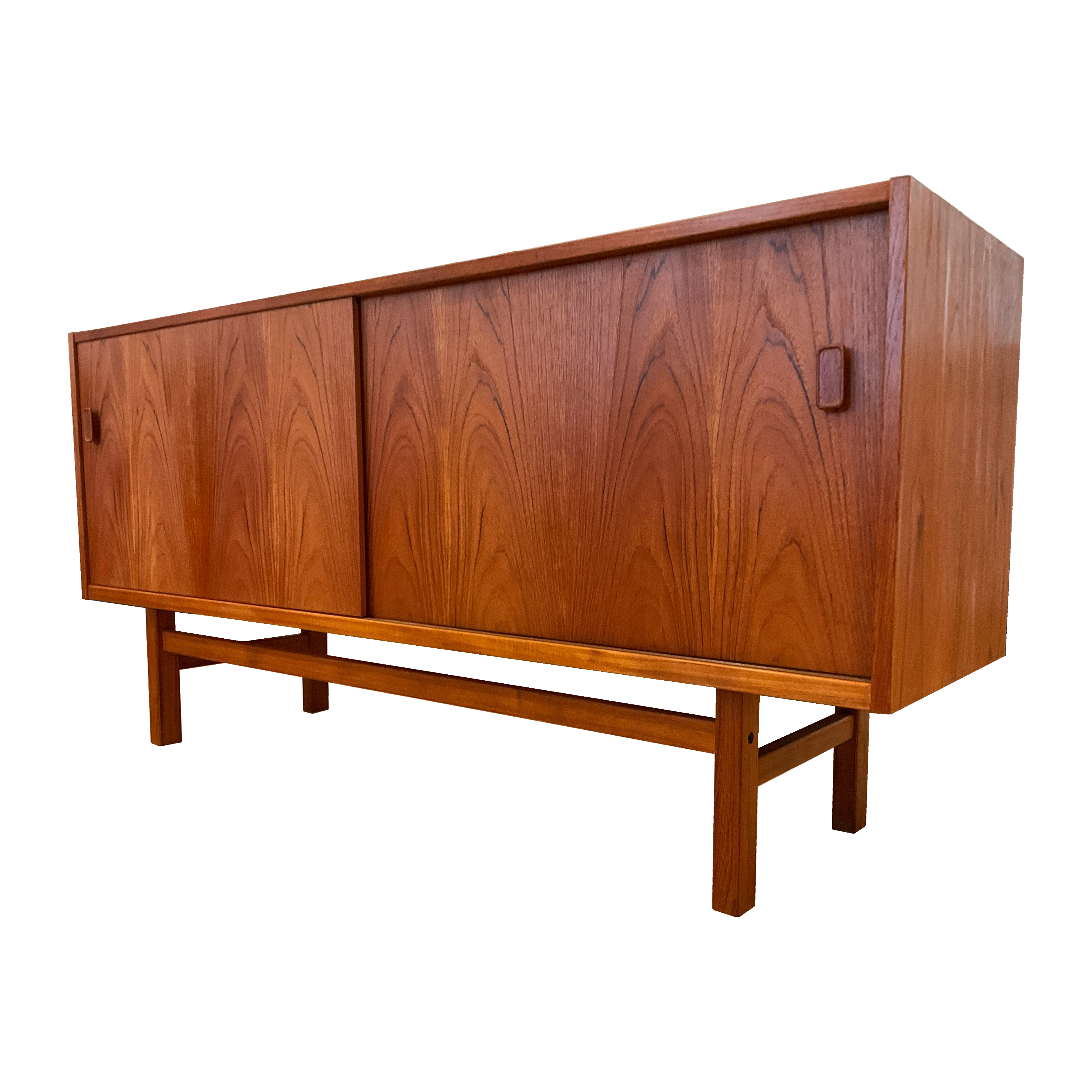 Buffet en teck '60s Nils Jonsson pour Troeds, Sweden.