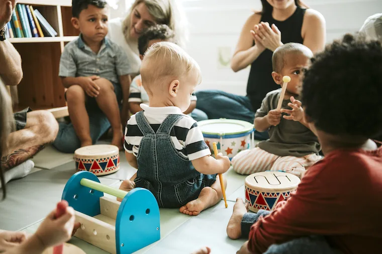 toddler-music-class-with-moms.jpg.webp