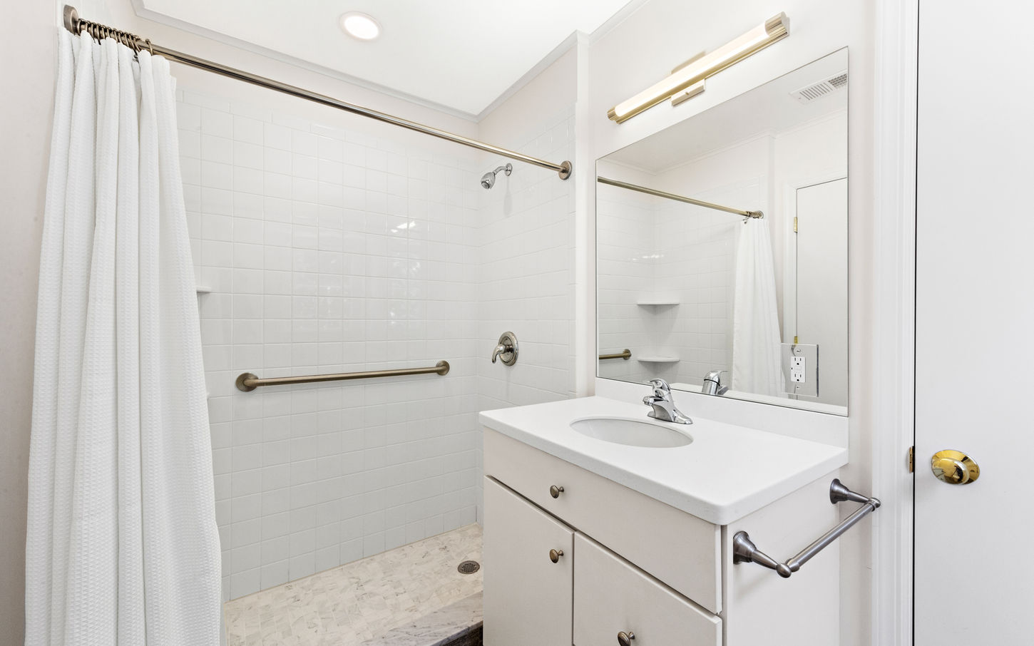 121CurtisPoint 42.jpg