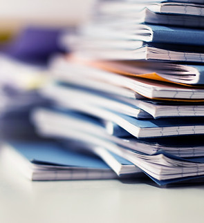 Stapel von Notebooks