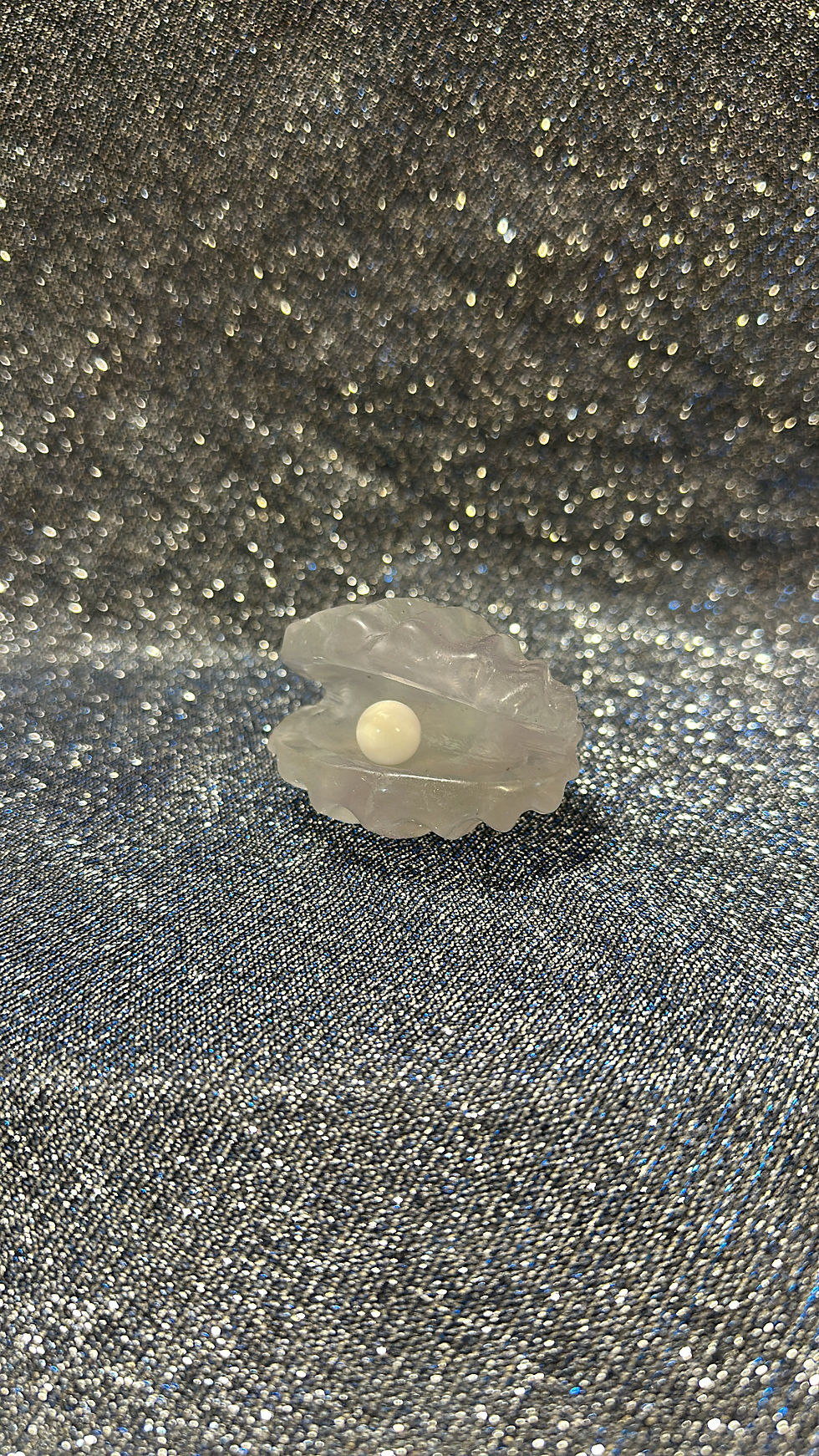 Fluorite Clam Shell