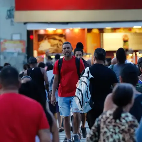 trabalhadores brasileiros
