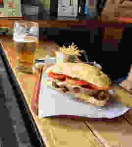 sandwich de ojo de bife