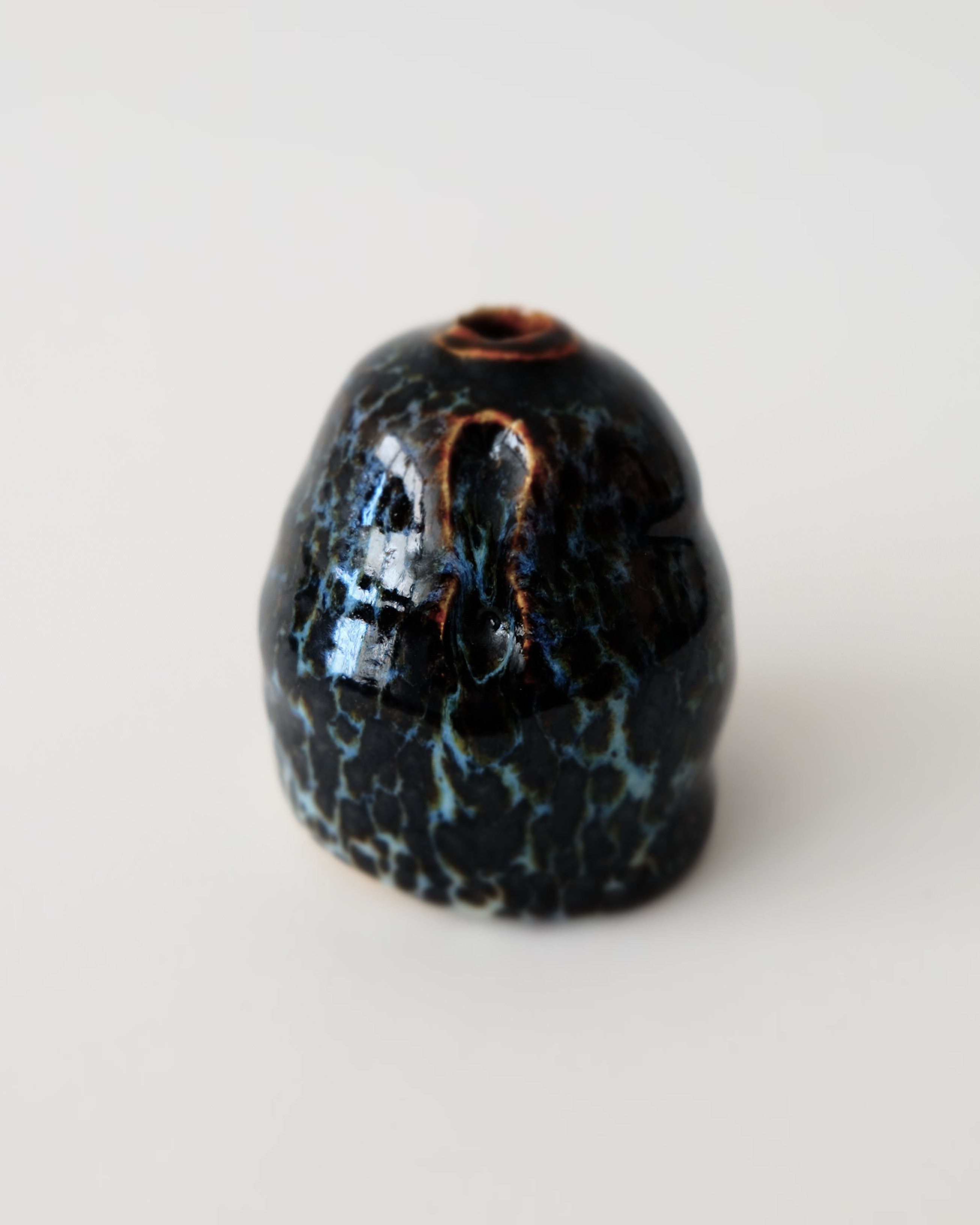 Ceramic sculpture by artist Marina Yang