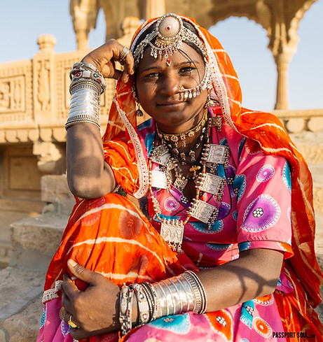 Femme en sari à Jaisalmer