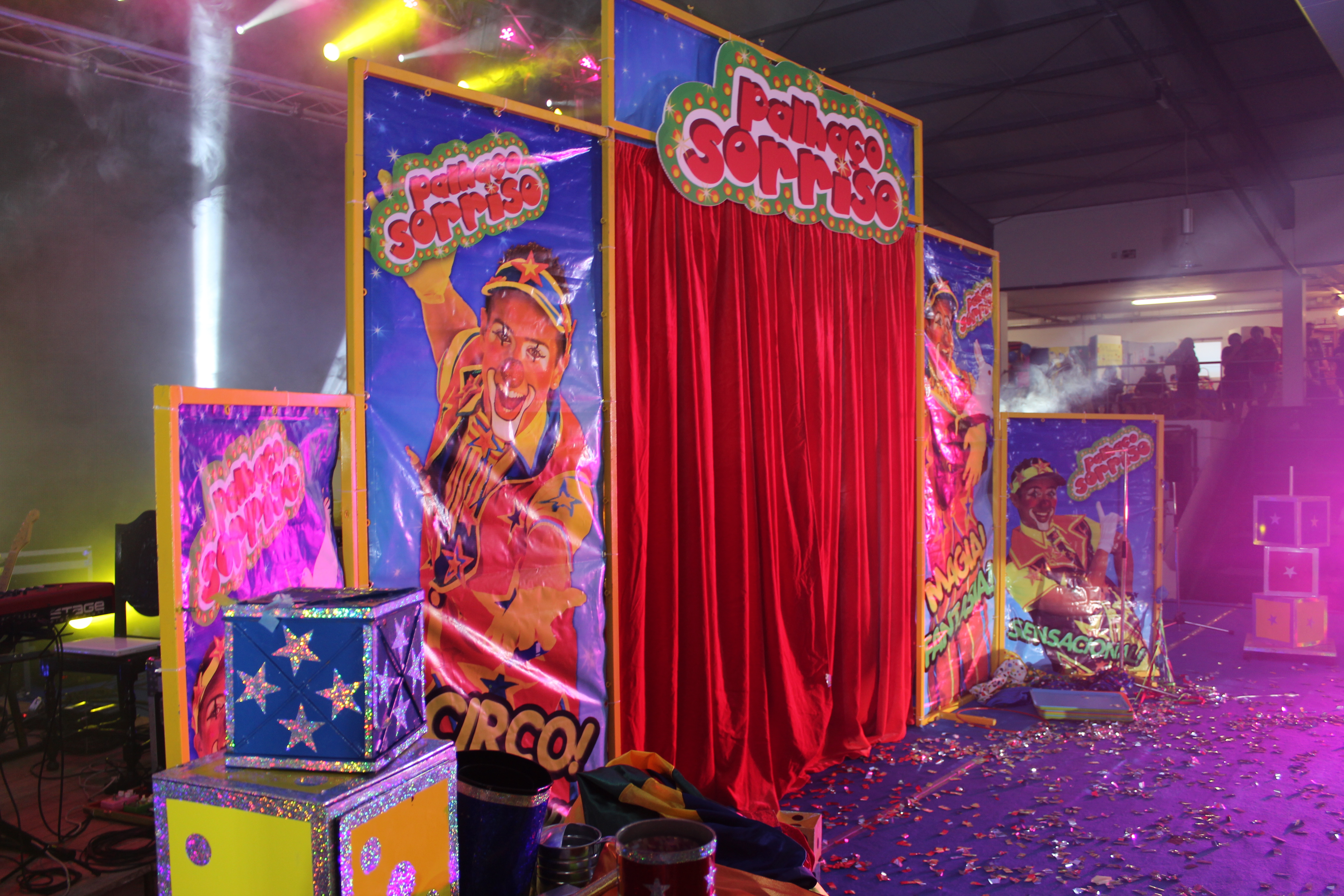 Cenário Espetáculo Palhaço Sorriso