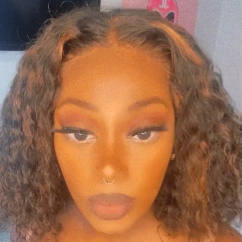 Writer: Kayé Foreign