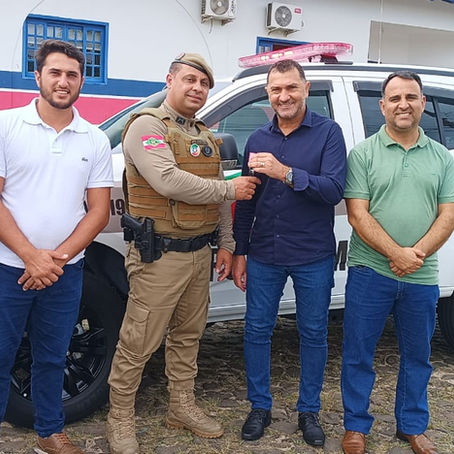 PM de Balneário Gaivota recebe nova viatura do Governo do Estado