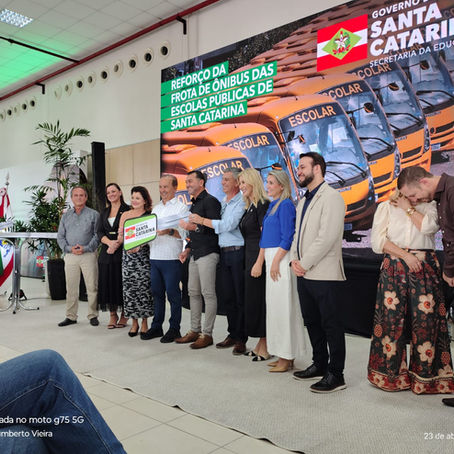 Balneário Gaivota recebe ônibus escolar do Governo do Estado 