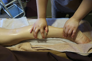 真．岩鹽石按摩 由頭放鬆到落腳 -Miris Spa 洗滌身心之旅