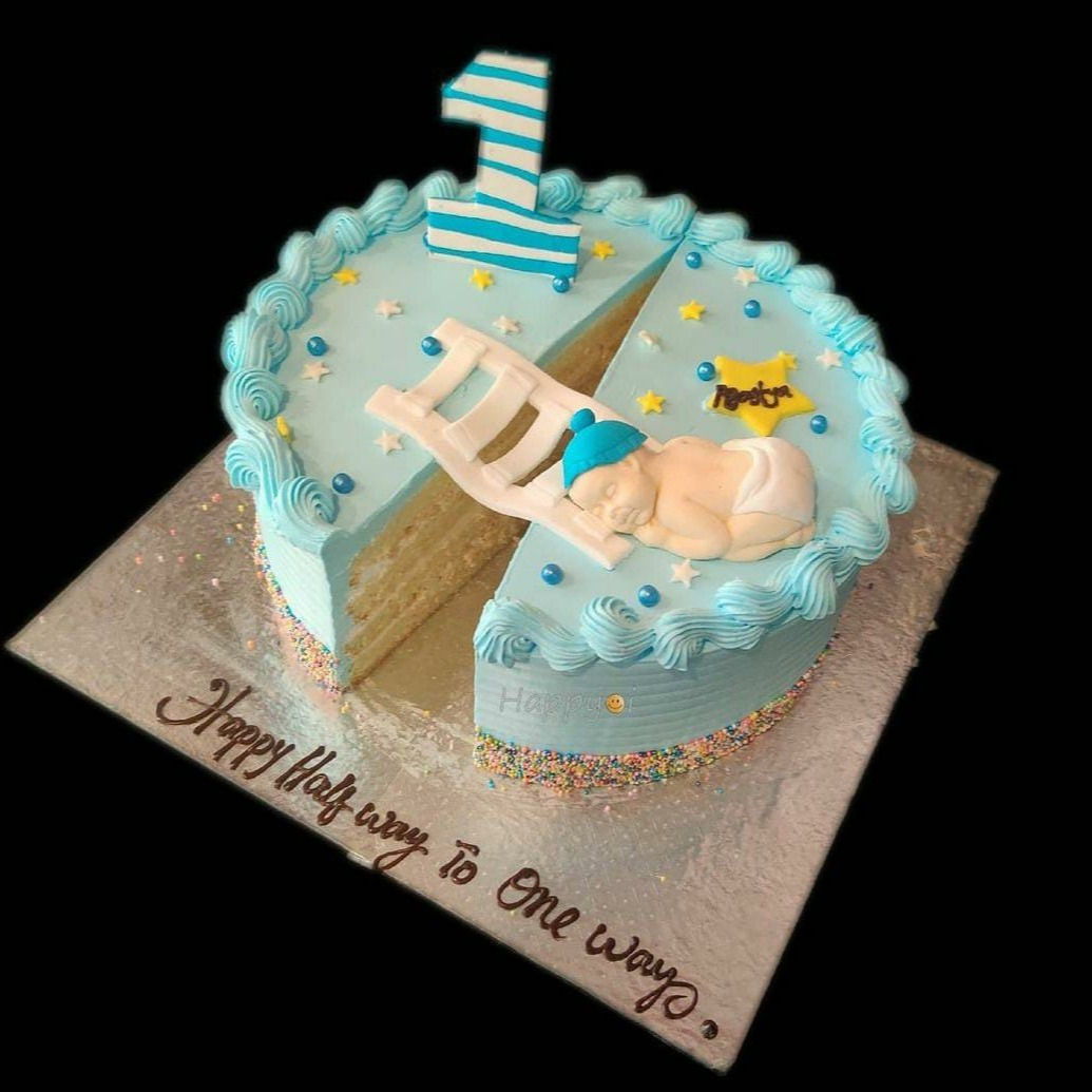 2kg Half Way to one Cake