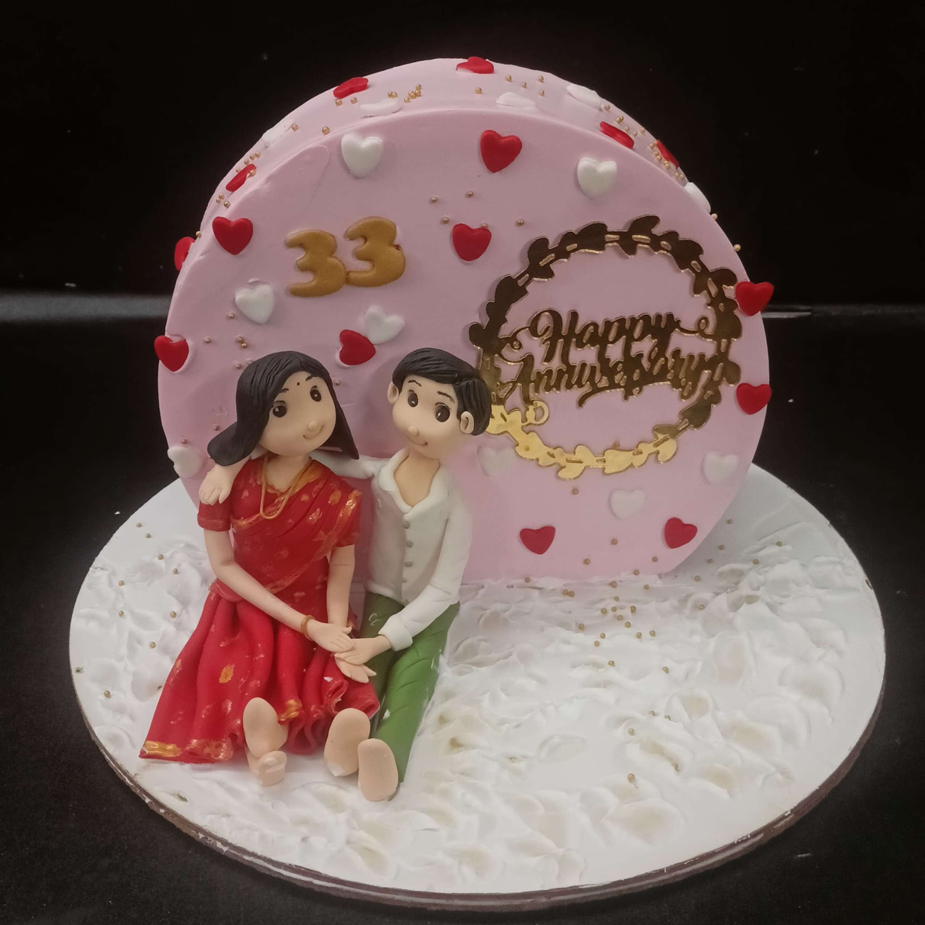 2kg Anniversary cake in new Circle Design