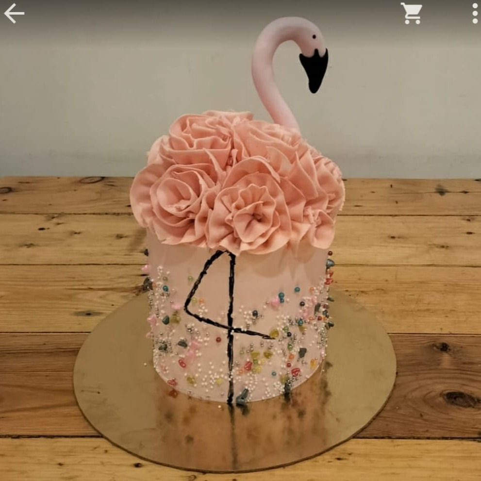 1.5kg Flamingo Cake