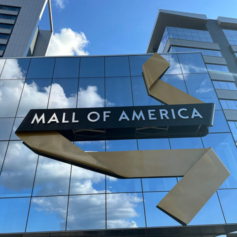 Away We Go : The Mall of America in Bloomington, Minnesota
