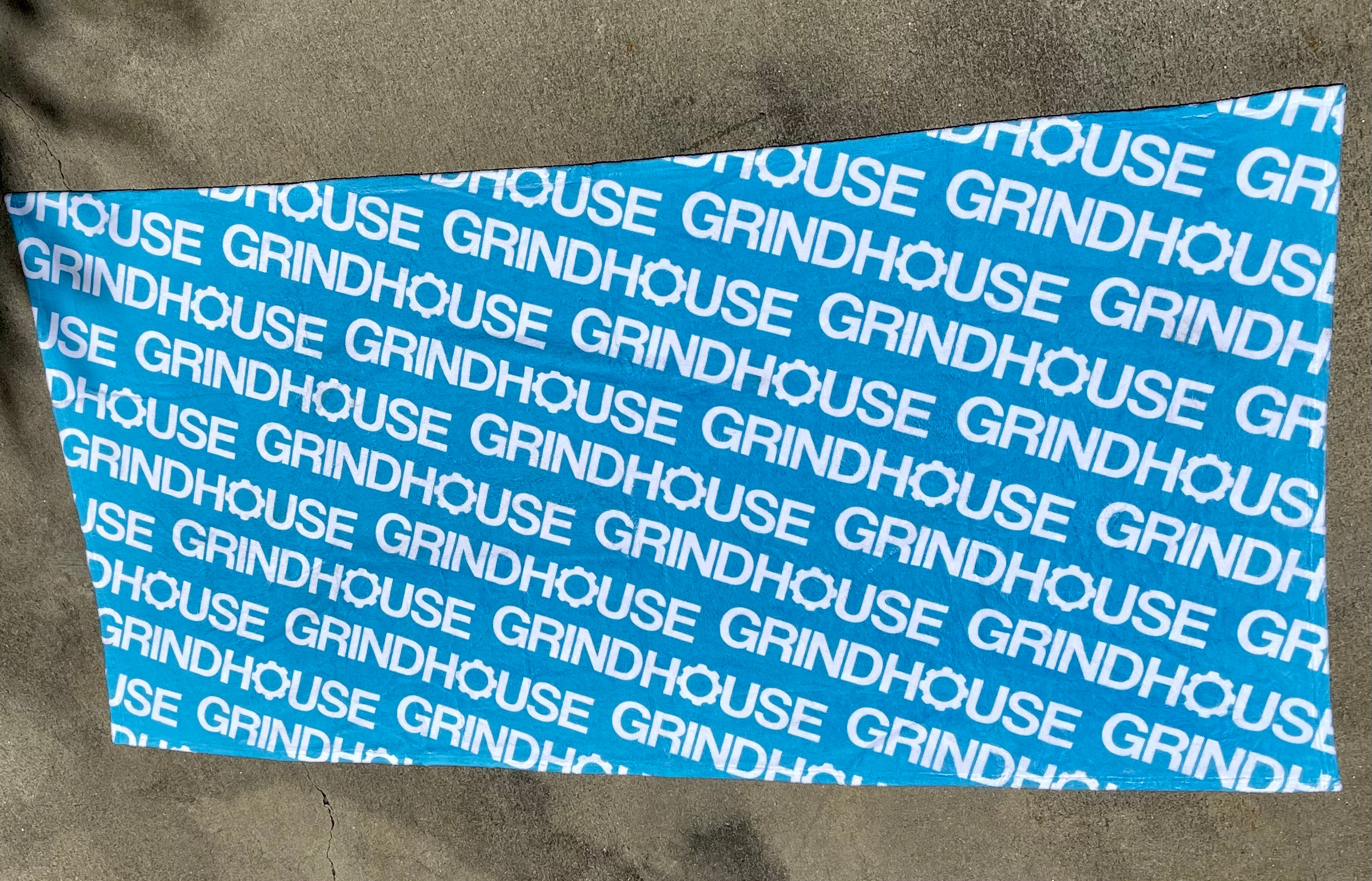 BEACH TOWEL - AQUA