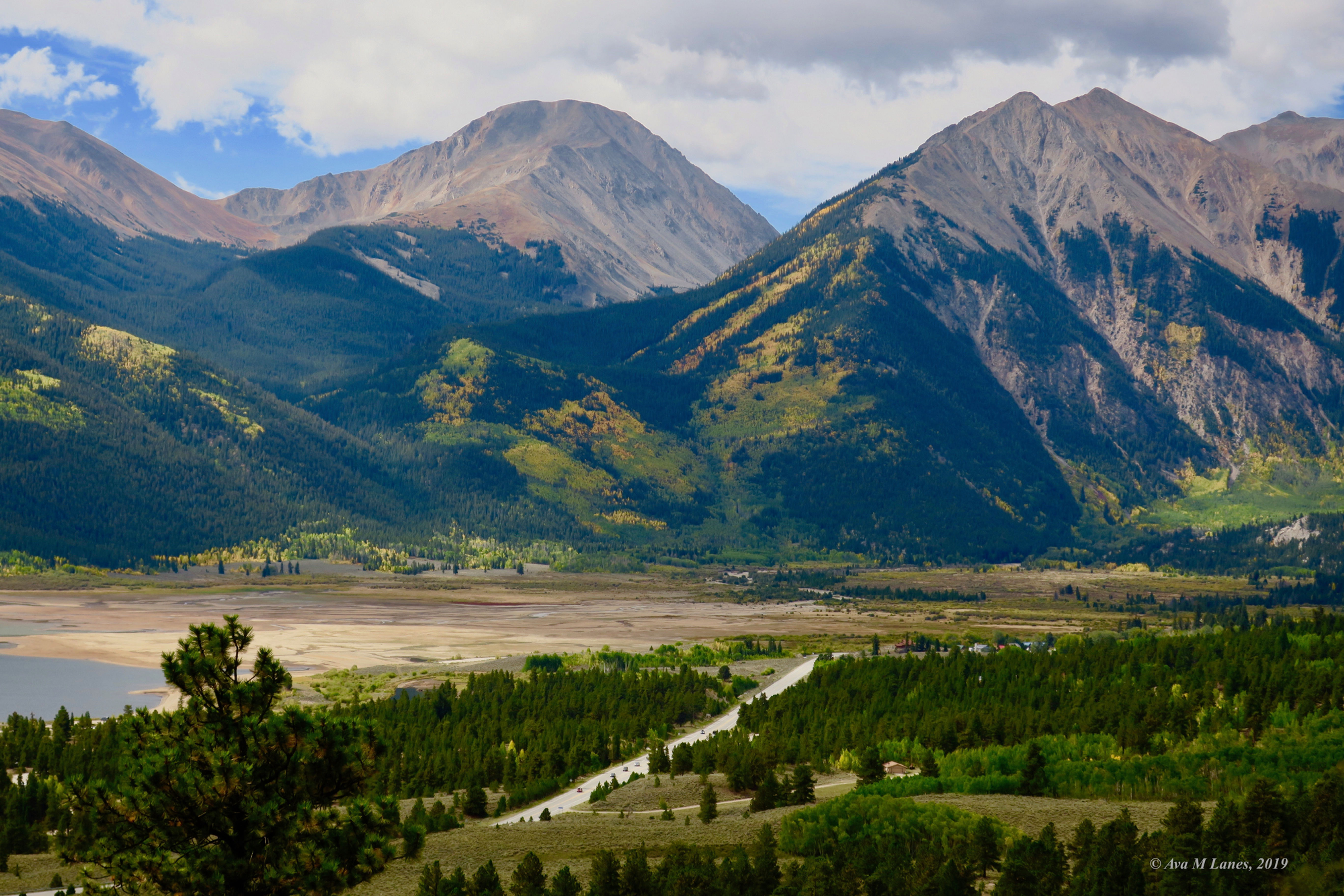 Drive Into Twin Lakes