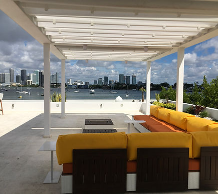 11062b_fd5c21cdc57f4b19b00f8ec0988396fe_