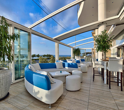 11062b_fd5c21cdc57f4b19b00f8ec0988396fe_