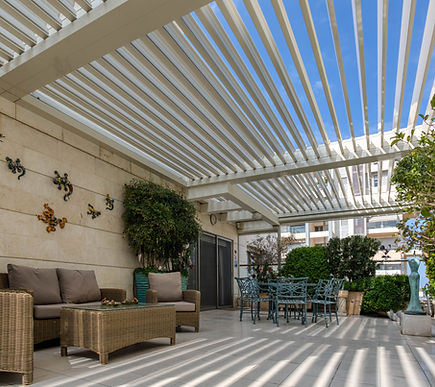 11062b_fd5c21cdc57f4b19b00f8ec0988396fe_