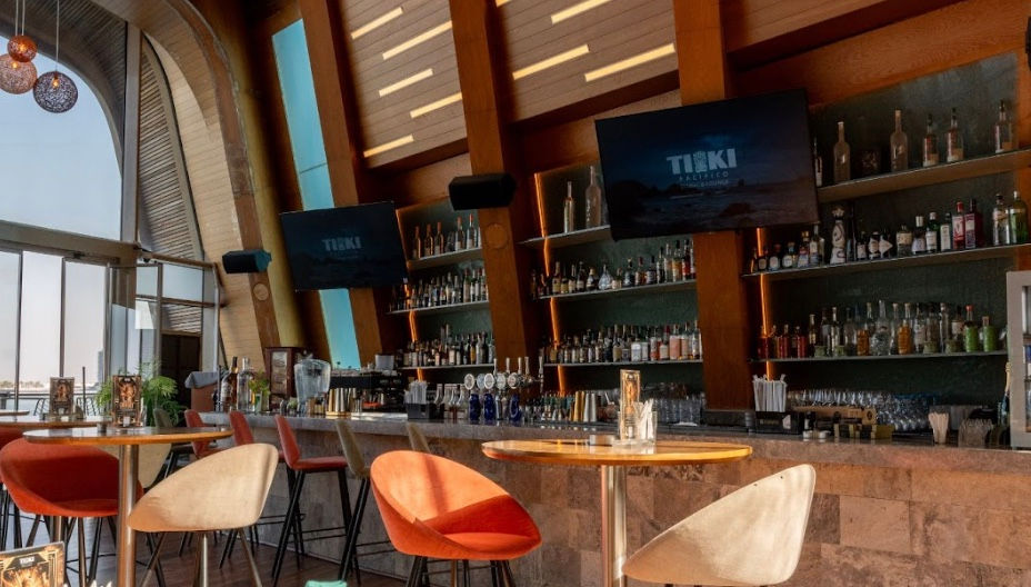 Aloha Sips: Your Tropical Escape Every Tuesday!