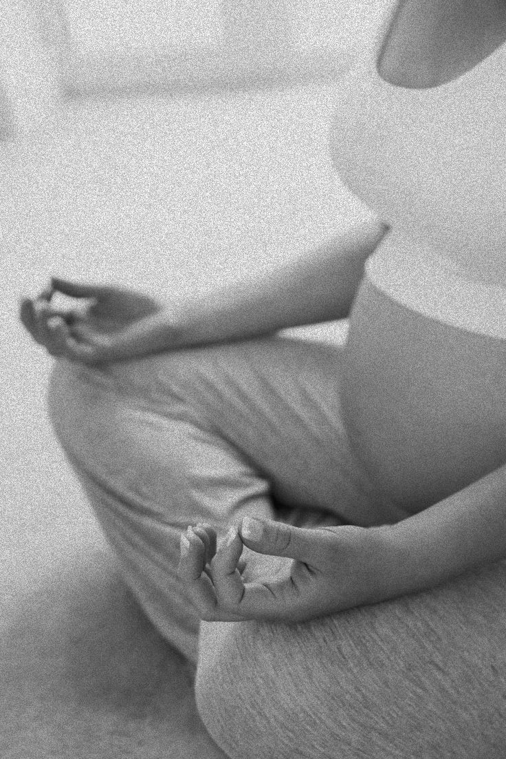 Yoga Poses To Control Weight During Pregnancy Period _ Fitabled_edited.jpg