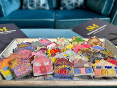 We present… Stephanie Macnab’s Suburban art “Happy Homes”, a little less guerrilla, a LOT more FUN!