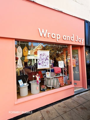 Wrap and Joy opens its doors in Formby Village as new independent shop proves an instant hit