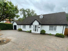Beautiful half a million-plus house in Formby for rent including bills is £950 month - ITS A SCAM!!!