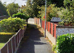 Warning sent out as 2 girls approached by a man to get in his car whilst walking to school in Formby