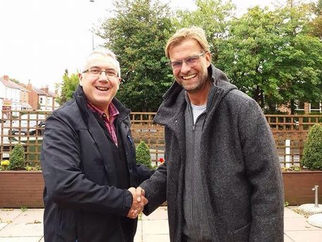 Jurgen Klopp and wife chat to locals during Formby 'house hunt'