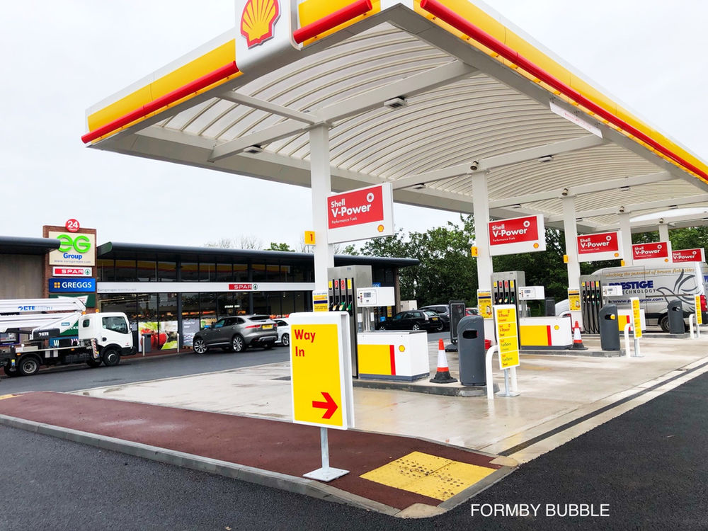 The new Shell Petrol Station, Spar and Greggs is now open on Formby bypass