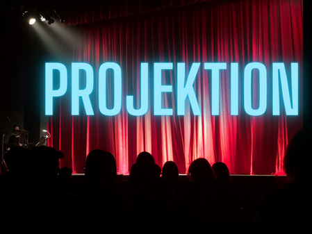 Projektion - wenn Menschen zur Leinwand werden