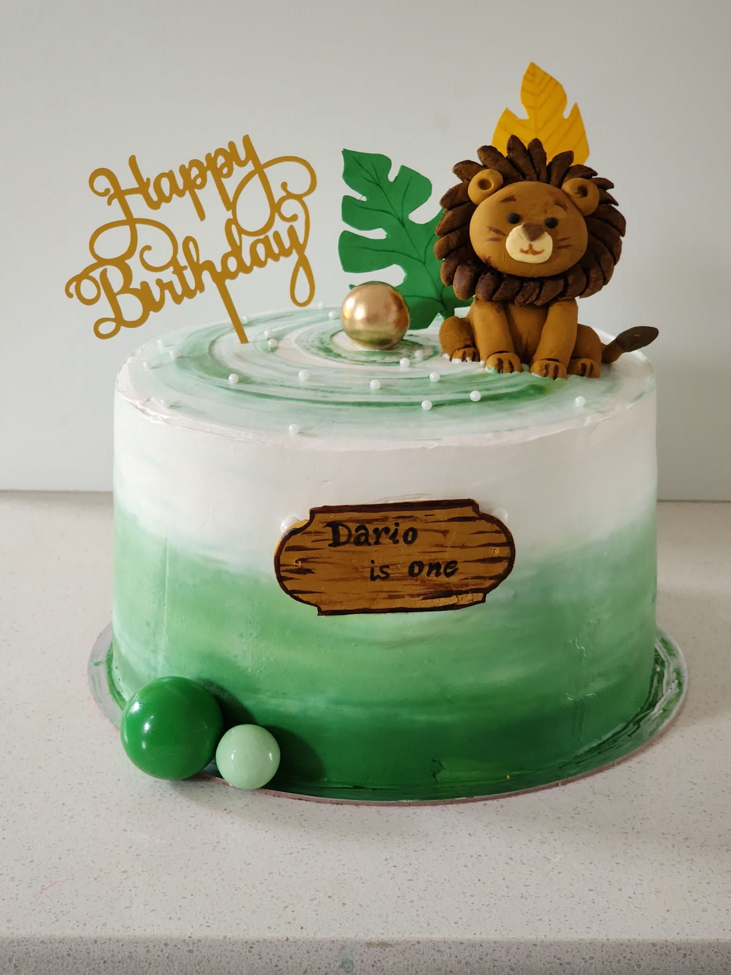 Customized Birthday cakes