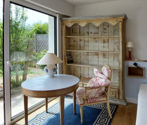 Extension et aménagement d'une chambre en RDC. Création d'une suite parentale. Inspiration cabane en bord de mer. Réalisation nouvelle perspective, architecte d'intérieur et maitre d'oeuvre à Guérande, la Baule, Pornichet, le Pouliguen, le Croisic.