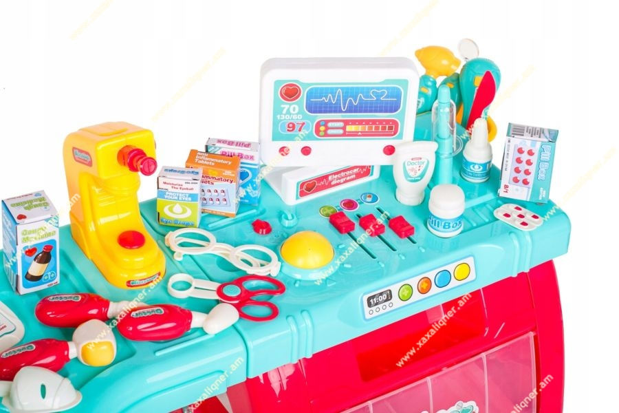 Thumbnail: Մանկական բժշկական մեծ հավաքածու սեղանիկով