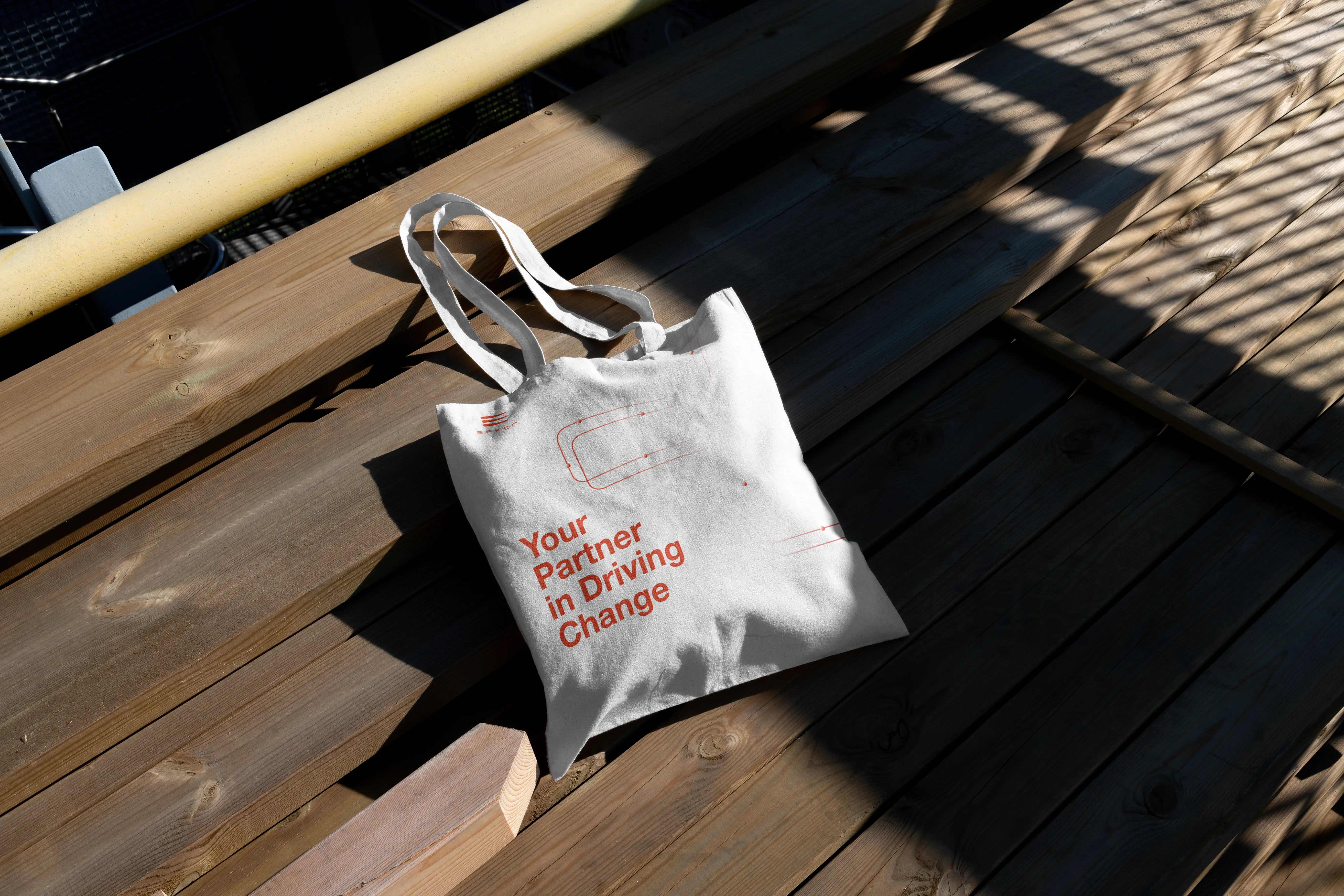 tote_bag.webp