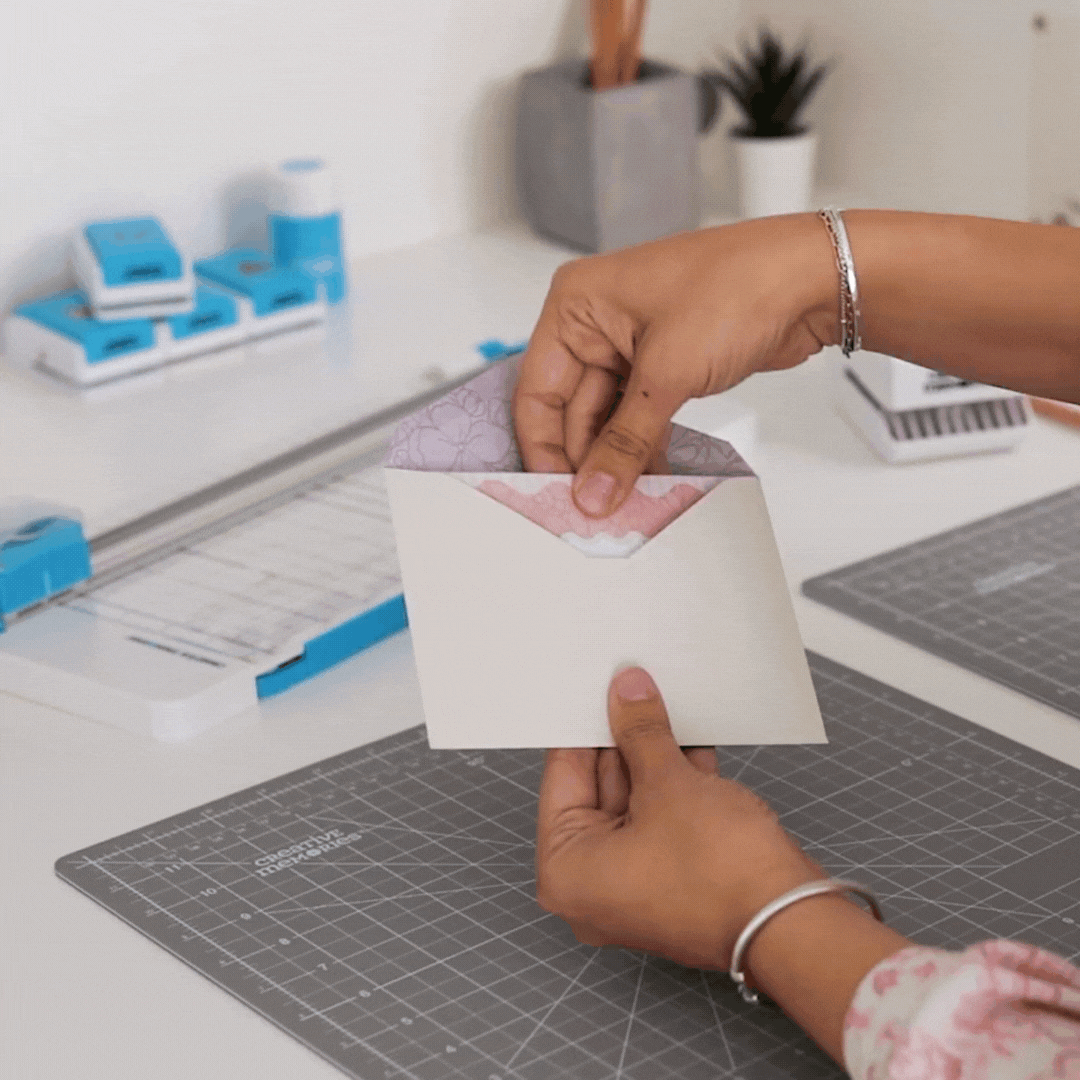 5.2.25_Mother's Day_Card + Pull Tab_V2_Blog GIF.gif