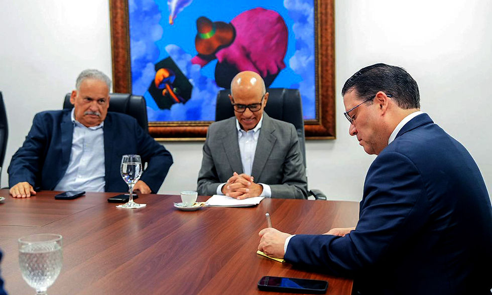 Ante la escalada del conflicto geopolítico en el Medio Oriente y las disrupciones en el comercio marítimo global, el Ministerio de Industria, Comercio y Mipymes (MICM) activó un protocolo de anticipación estratégica junto al Consejo Nacional de Comercio de Provisiones (CNCP).