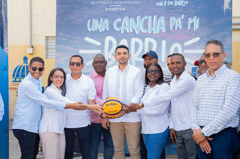 El Ministerio de la Juventud realizó la entrega de canchas del programa “Una Cancha Pa’ mi Barrio”, subproyecto de “Juventud con B de Barrio” orientado a la recuperación de espacios públicos, la promoción del deporte y el fortalecimiento de la convivencia comunitaria, impactando distintos sectores de Haina. Como parte de la jornada, quedó formalmente instalada la cancha del sector Framboyán.