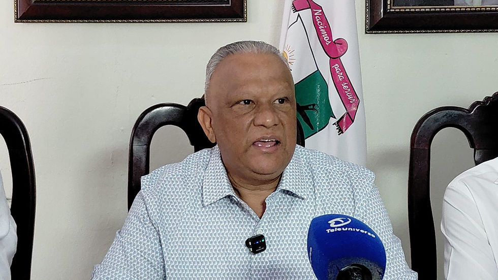 El Alcalde del municipio de Licey al Medio, Domingo Almonte, denunció formalmente un atropello a la autoridad civil municipal por parte de una autoridad policial de alto rango de la Dirección Regional Cibao Central, que interrumpió un evento cultural y recreativo de carácter oficial, organizado para el sano esparcimiento de la comunidad.