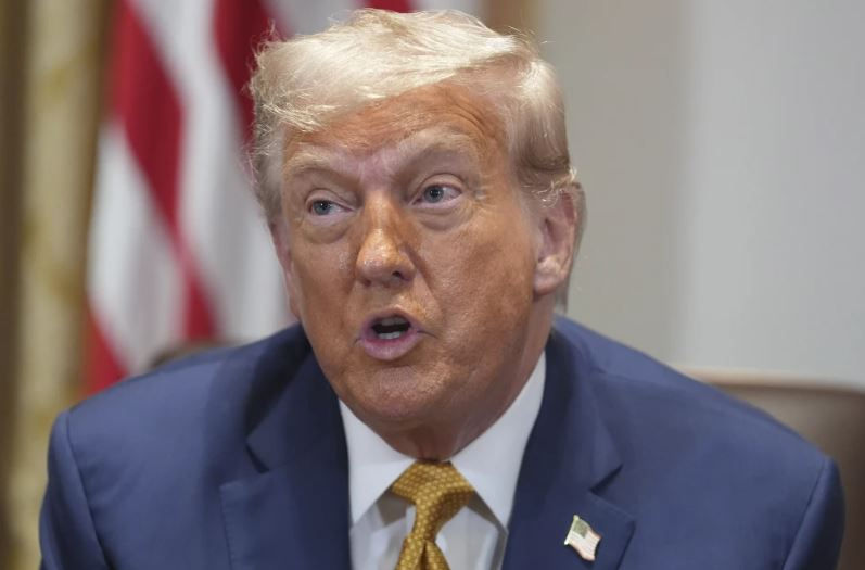 El presidente de Estados Unidos, Donald Trump, calificó de "monstruo" al dominicano indocumentado señalado como principal sospechoso de disparar en el rostro a un agente de la Patrulla Fronteriza fuera de servicio durante un robo cerca de la medianoche en un parque de Nueva York.