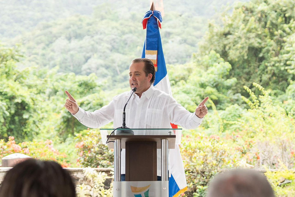 El Gobierno dominicano presentó este lunes el proyecto de rehabilitación integral del Teleférico de Puerto Plata, una obra que contará con una inversión superior a los 20 millones de dólares y que promete revolucionar esta emblemática infraestructura turística.