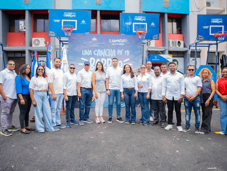 Ministerio de la Juventud y Alcaldía de Santo Domingo Norte entregan canchas deportivas a través del programa “Una Cancha Pa’ Mi Barrio”