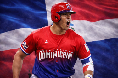 La selección de República Dominicana llega invicta con marca de 3-0 en el Grupo D del Clásico Mundial de Béisbol y se prepara para enfrentar este miércoles a Venezuela en un partido que definirá el primer lugar del grupo y el rival en los cuartos de final.